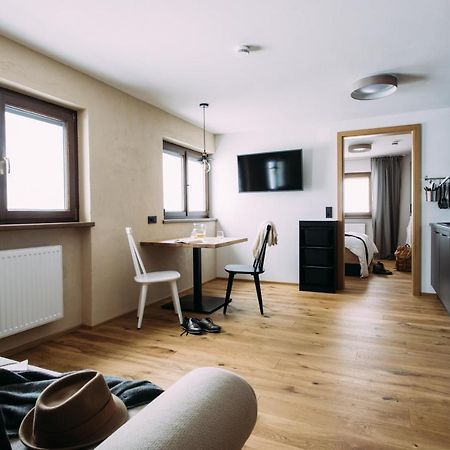 Haus Am Schihang Lermoos Eksteriør billede