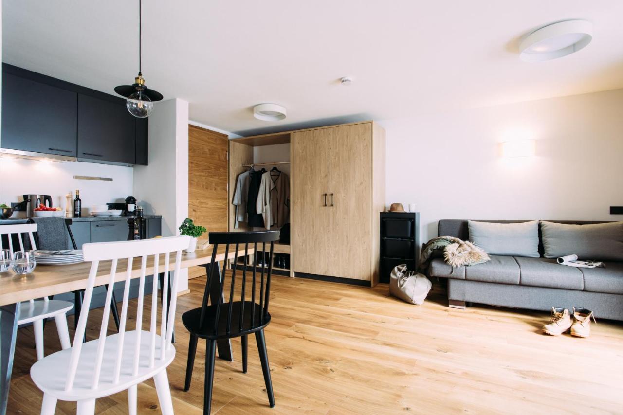 Haus Am Schihang Lermoos Eksteriør billede