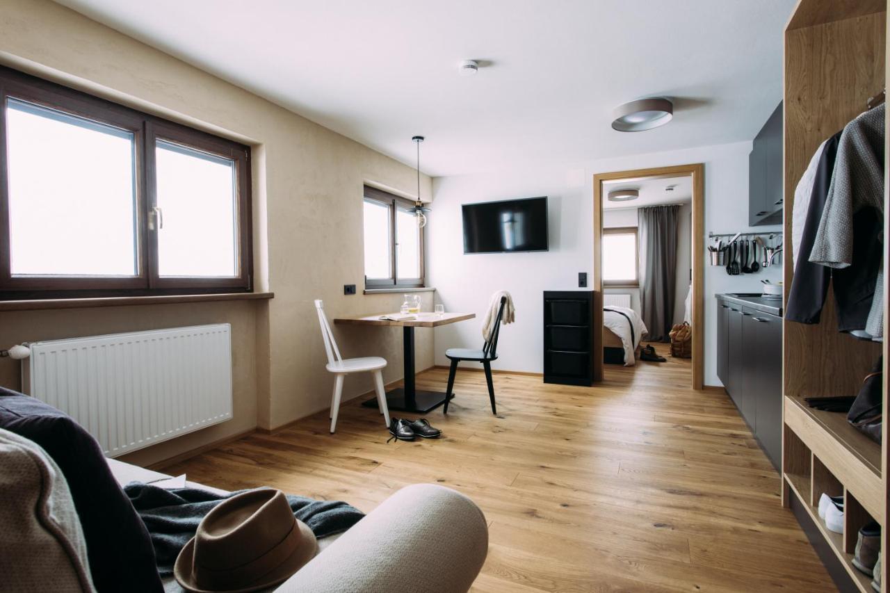 Haus Am Schihang Lermoos Eksteriør billede